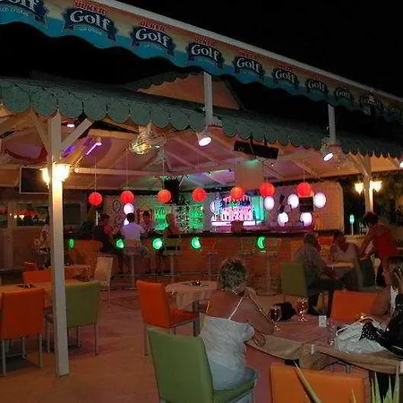 Bed & Breakfast Ercan 2*